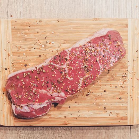 Faut-il saler la viande avant ou après cuisson ? 
…